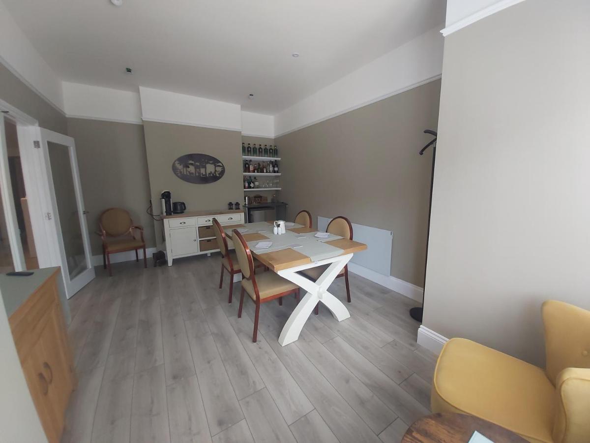 Bay House Bed & Breakfast Totland Екстериор снимка
