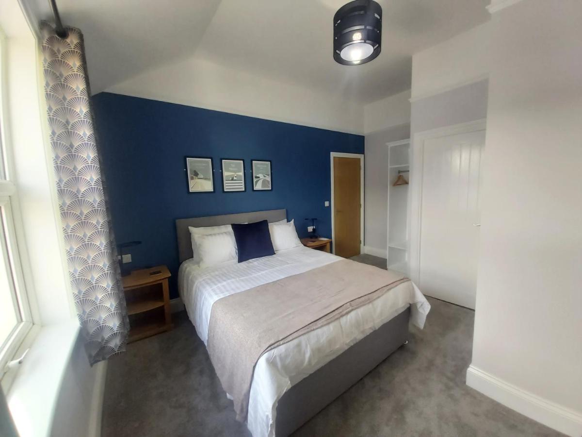 Bay House Bed & Breakfast Totland Екстериор снимка